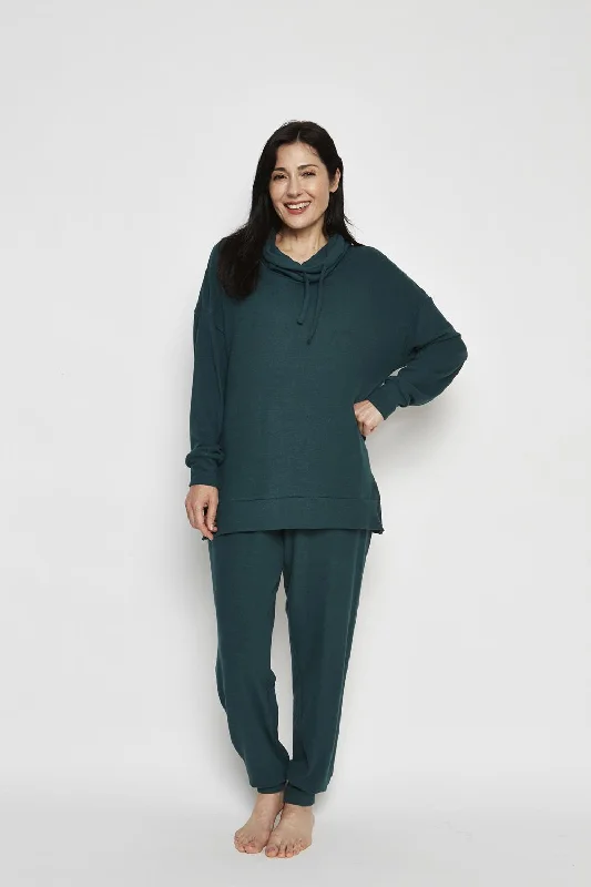 women's pajamas for those who love to stay in and relaxKayanna Lounge Set