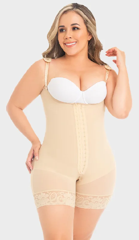 padded plunge sports braFAJA CORTA CON ESPALDA CUBIERTA Y TIRAS DELGADAS M&D