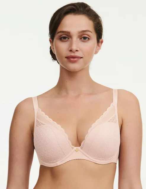 seamless bralette for layeringChantelle Norah Chic Plunge