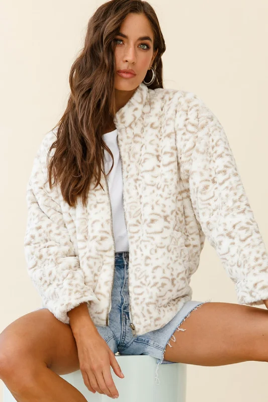 Women's Coats with Fur Trimmed ZipperWyoming Front Pocket Printed Fur Jacket White/Beige