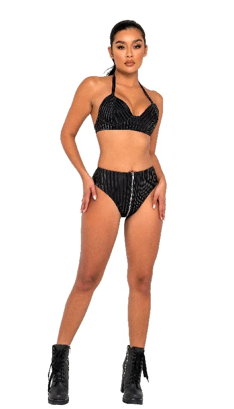 seamless bralette for layering6125 - High-Waisted Zip-Up Shorts