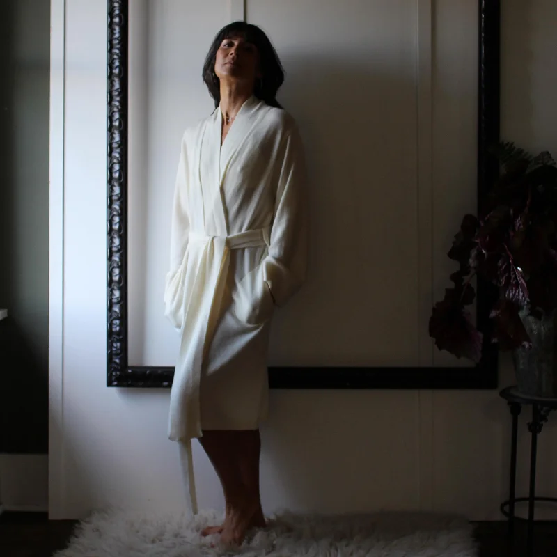 women's pajamas with a classic designMerino Wool Robe with Pockets