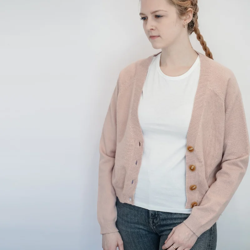 Women's Low Collar SweatersLong Sleeve Cardigan (Blush)