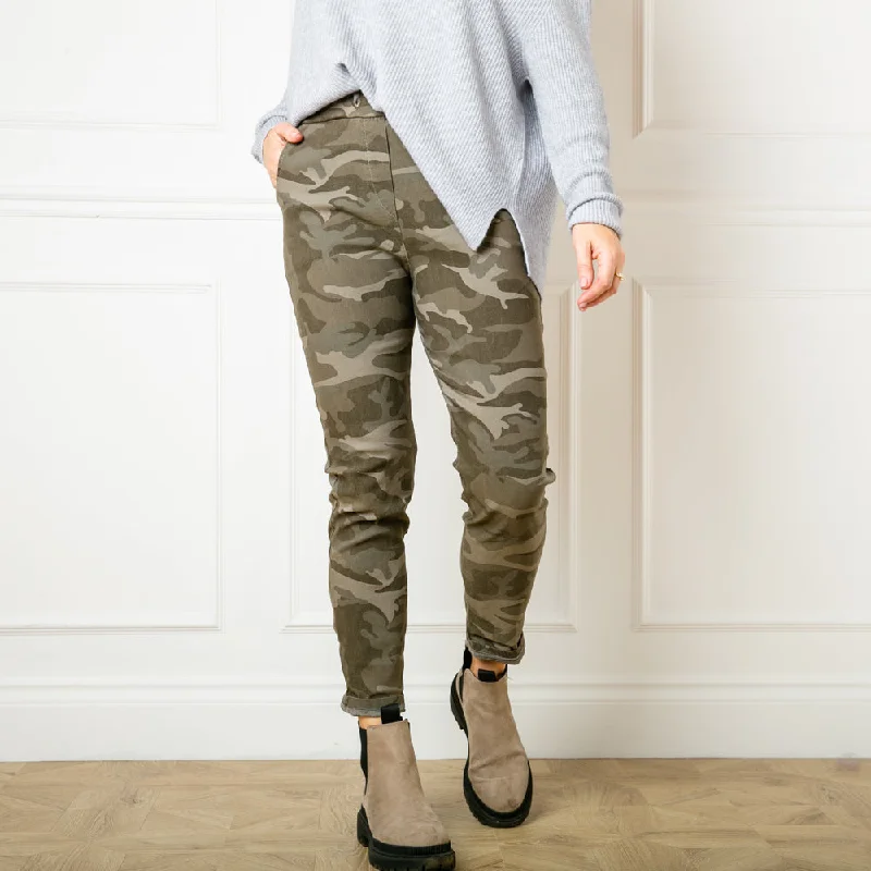 Women's Mandarin Collar SweatersCamo Trousers