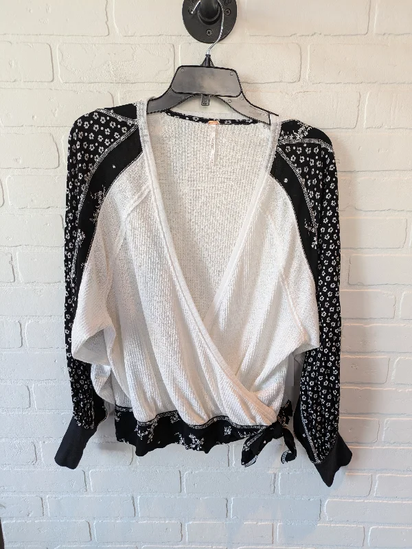 Women's Blouse with V-Shaped CollarTop Long Sleeve By Free People In Black & White, Size: M