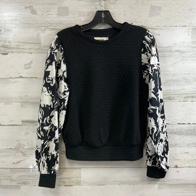 Women's Blouse with V-Shaped CollarTop Long Sleeve By Porridge In Black, Size: Xs